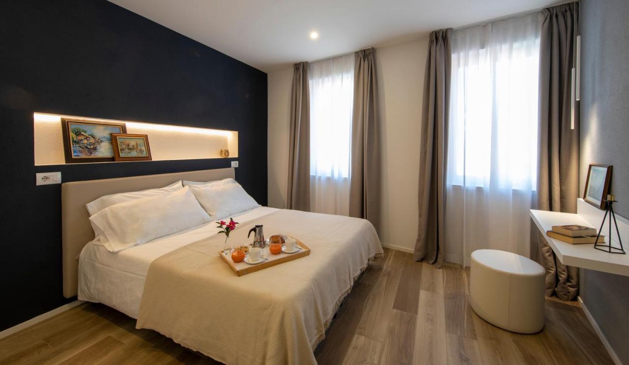 Residence Casa Coppa Appartamento Iris Оменя Екстериор снимка